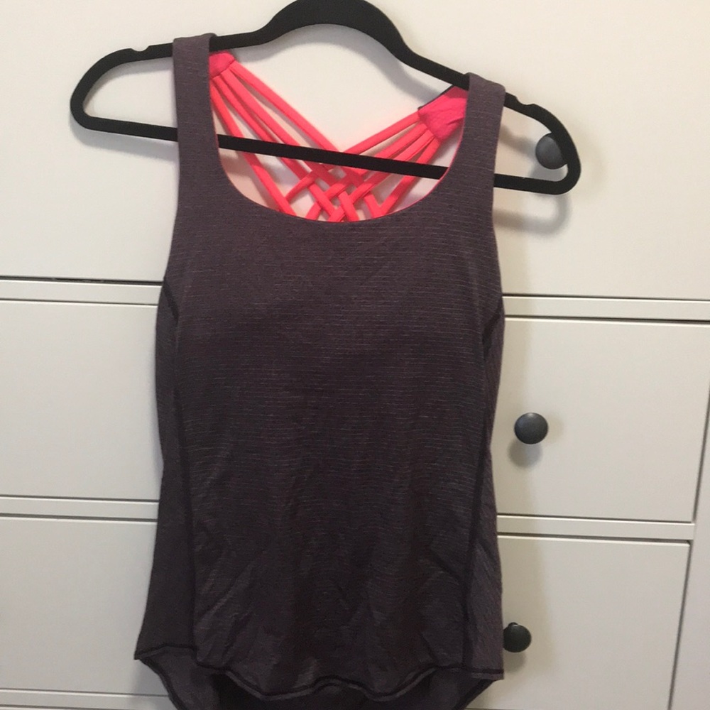 Lululemon tank